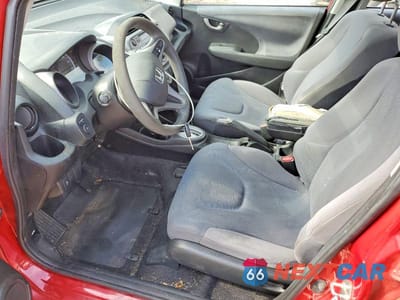 Zdjęcie 7 z 11 samochodu: 2011 HONDA FIT VIN:JHMGE8H34BS002885 - miniatura