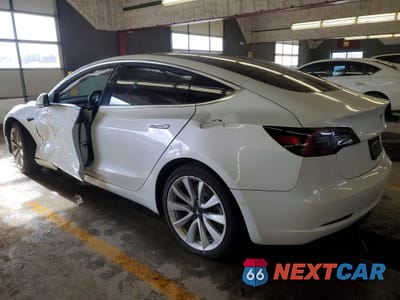 Drugie zdjęcie samochodu z przodu: 2019 TESLA MODEL 3 VIN:5YJ3E1EA6KF302757 - miniatura