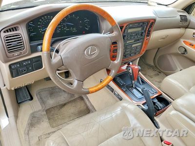 Zdjęcie 8 z 13 samochodu: 2001 LEXUS LX 470 BASE VIN:JTJHT00W213501936 - miniatura