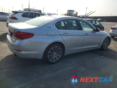 Trzecie zdjęcie samochodu z tyłu: 2018 BMW 530E VIN:WBAJA9C5XJB033426 - miniatura