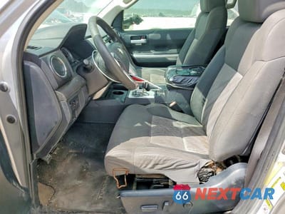 Zdjęcie 7 z 11 samochodu: 2016 TOYOTA TUNDRA SR5 VIN:5TFRM5F19GX109289 - miniatura