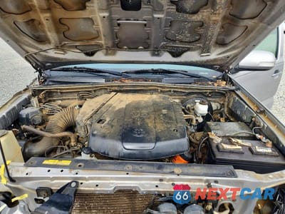 Zdjęcie 11 z 12 samochodu: 2015 TOYOTA TACOMA V6 VIN:3TMLU4EN9FM185846 - miniatura