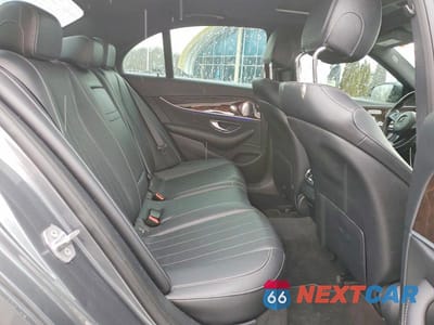 Zdjęcie 10 z 11 samochodu: 2017 MERCEDES-BENZ E 300 4MATIC VIN:WDDZF4KB7HA032838 - miniatura