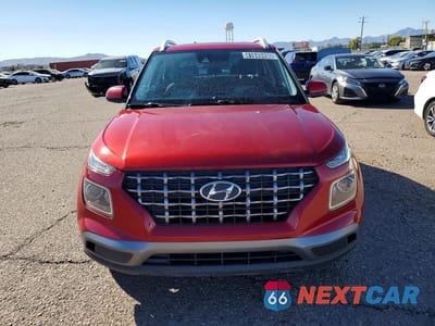 Piąte zdjęcie samochodu w środku: 2021 HYUNDAI VENUE SEL VIN:KMHRC8A32MU075900 - miniatura