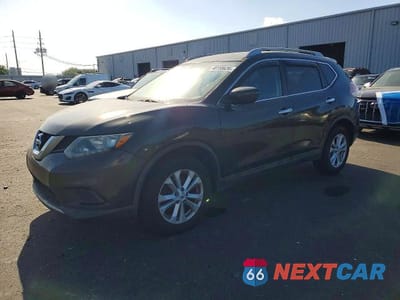 2016 NISSAN ROGUE SV 5N1AT2MTXGC893746 - główne zdjęcie licytacji z USA - miniatura