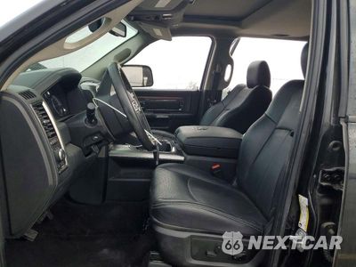 Zdjęcie 7 z 11 samochodu: 2018 RAM 2500 LARAMIE VIN:3C6UR5NJ1JG192443 - miniatura