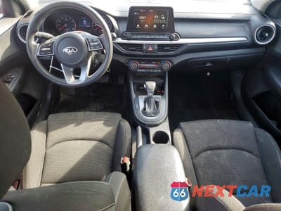 Zdjęcie 8 z 11 samochodu: 2019 KIA FORTE LXS VIN:3KPF24ADXKE090832 - miniatura