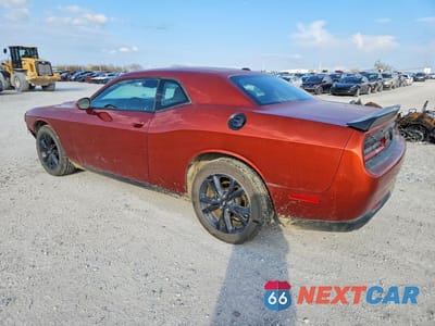 Drugie zdjęcie samochodu z przodu: 2021 DODGE CHALLENGER SXT VIN:2C3CDZGG7MH573976 - miniatura