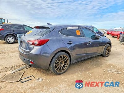 Trzecie zdjęcie samochodu z tyłu: 2016 MAZDA 3 TOURING VIN:JM1BM1M76G1341868 - miniatura