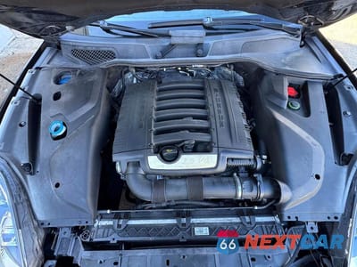 Zdjęcie 7 z 10 samochodu: 2017 PORSCHE CAYENNE VIN:WP1AA2A25HKA85543 - miniatura