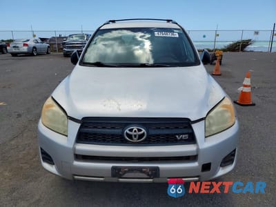 Piąte zdjęcie samochodu w środku: 2009 TOYOTA RAV4 BASE VIN:JTMZK33V49D002804 - miniatura