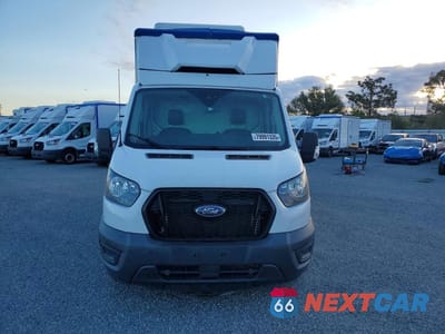 Piąte zdjęcie samochodu w środku: 2021 FORD TRANSIT DELIVERY TRUCK VIN:1FDBW5Z81MKA79942 - miniatura