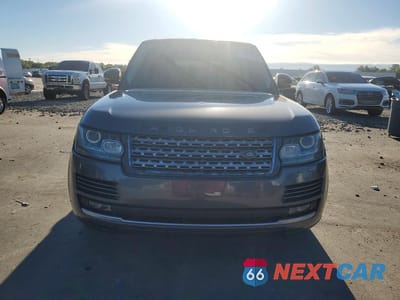 Piąte zdjęcie samochodu w środku: 2017 LAND ROVER RANGE ROVER HSE VIN:SALGS2FV9HA345890 - miniatura