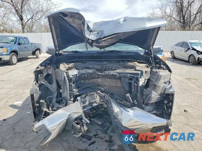 Piąte zdjęcie samochodu w środku: 2021 CHEVROLET SILVERADO K1500 LT VIN:3GCUYDED8MG349888 - miniatura