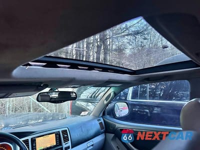 Zdjęcie 14 z 14 samochodu: 2004 TOYOTA 4RUNNER LIMITED VIN:JTEBT17R748009565 - miniatura