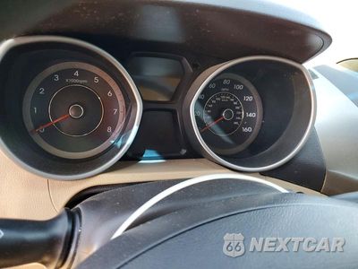 Zdjęcie 9 z 11 samochodu: 2012 HYUNDAI ELANTRA GLS VIN:KMHDH4AE4CU362062 - miniatura