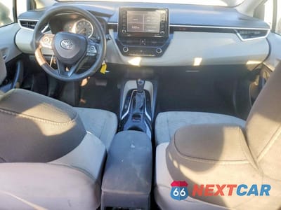 Zdjęcie 10 z 12 samochodu: 2021 TOYOTA COROLLA LE VIN:5YFEPMAEXMP190341 - miniatura