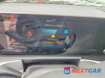 Zdjęcie 9 z 12 samochodu: 2021 MERCEDES-BENZ GLB 250 VIN:W1N4M4GB2MW125193 - miniatura