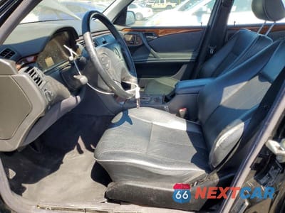 Zdjęcie 7 z 12 samochodu: 2002 MERCEDES-BENZ E 430 VIN:WDBJF70J12B404953 - miniatura