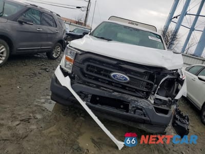 Piąte zdjęcie samochodu w środku: 2022 FORD F150 VIN:1FTMF1CB9NKD61905 - miniatura