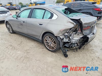 Drugie zdjęcie samochodu z przodu: 2024 BMW 530 VIN:WBA43FJ04RCR49747 - miniatura