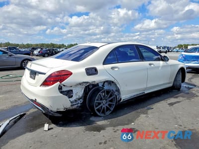 Trzecie zdjęcie samochodu z tyłu: 2019 MERCEDES-BENZ S 560 VIN:WDDUG8DB0KA453576 - miniatura