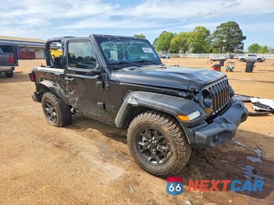 Czwarte zdjęcie samochodu z boku: 2023 JEEP WRANGLER SPORT VIN:1C4HJXAG0PW644609 - miniatura