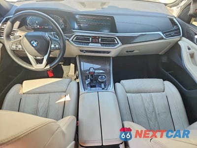 Zdjęcie 8 z 13 samochodu: 2023 BMW X5 XDRIVE45E VIN:5UXTA6C00P9N87703 - miniatura