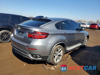 Trzecie zdjęcie samochodu z tyłu: 2011 BMW X6 XDRIVE50I VIN:5UXFG8C51BLZ96789 - miniatura