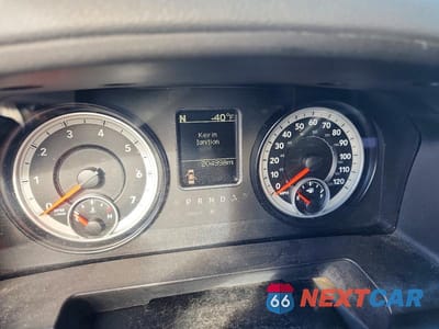 Zdjęcie 9 z 12 samochodu: 2015 RAM 1500 SLT VIN:3C6RR7LT2FG540988 - miniatura
