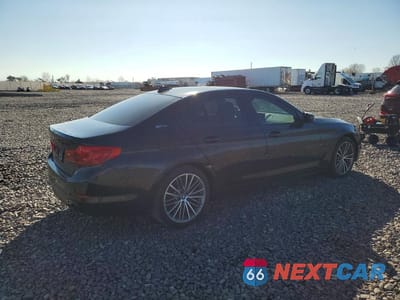 Trzecie zdjęcie samochodu z tyłu: 2018 BMW 530XE VIN:WBAJB1C52JB084370 - miniatura