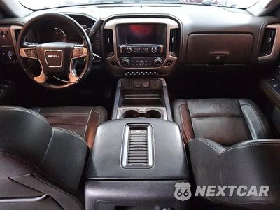 Zdjęcie 8 z 12 samochodu: 2018 GMC SIERRA C1500 DENALI VIN:3GTP1PEC0JG233414 - miniatura
