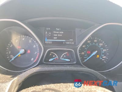 Zdjęcie 9 z 12 samochodu: 2014 FORD FOCUS TITANIUM VIN:1FADP3N27EL199827 - miniatura