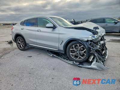 Czwarte zdjęcie samochodu z boku: 2021 BMW X4 XDRIVE30I VIN:5UX2V1C07M9H70100 - miniatura