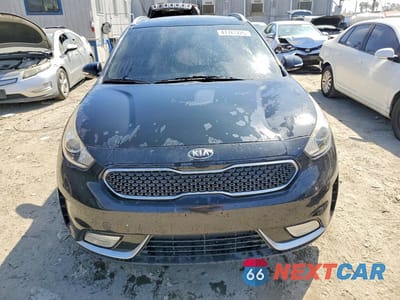 Piąte zdjęcie samochodu w środku: 2017 KIA NIRO TOURING VIN:KNDCE3LC5H5079718 - miniatura