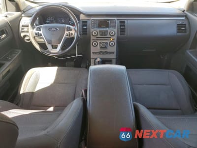 Zdjęcie 8 z 13 samochodu: 2018 FORD FLEX VIN:2FMGK5B87JBA18824 - miniatura