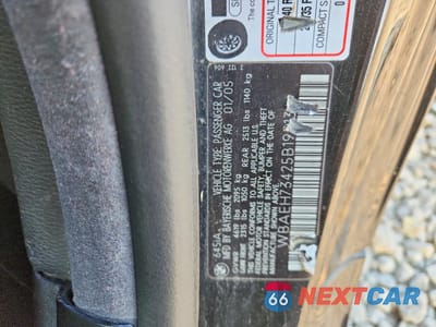 Zdjęcie 12 z 12 samochodu: 2005 BMW 645 CI AUTOMATIC VIN:WBAEH73425B193136 - miniatura