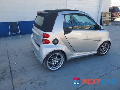 Trzecie zdjęcie samochodu z tyłu: 2009 SMART FORTWO PASSION VIN:WMEEK31X79K244552 - miniatura