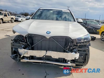 Piąte zdjęcie samochodu w środku: 2026 BMW X5 XDRIVE50E VIN:5UX43EU02T9037761 - miniatura