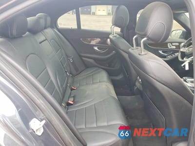 Zdjęcie 10 z 11 samochodu: 2015 MERCEDES-BENZ C 300 VIN:55SWF4JB8FU050119 - miniatura