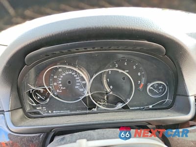 Zdjęcie 9 z 12 samochodu: 2016 BMW 528 XI VIN:WBA5A7C55GG150087 - miniatura