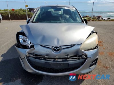 Piąte zdjęcie samochodu w środku: 2012 MAZDA MAZDA2 VIN:JM1DE1KY8C0144671 - miniatura