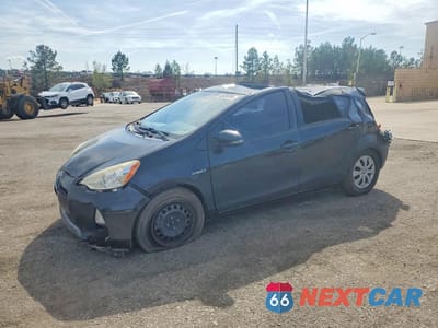 2014 TOYOTA PRIUS C TWO JTDKDTB30E1082884 - główne zdjęcie licytacji z USA - miniatura