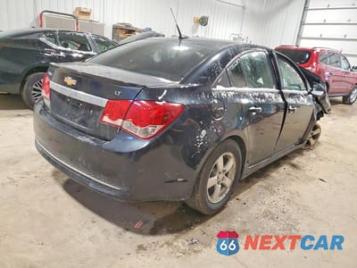 Trzecie zdjęcie samochodu z tyłu: 2014 CHEV CRUZE LT VIN:1G1PC5SB5E7175773 - miniatura