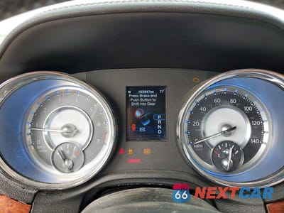 Zdjęcie 9 z 12 samochodu: 2012 CHRYSLER 300 LIMITED VIN:2C3CCACG3CH277524 - miniatura