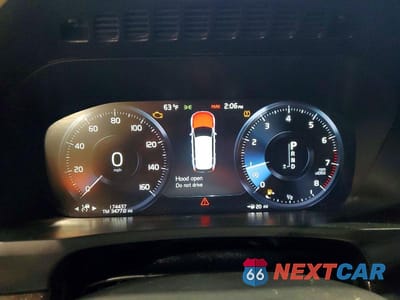 Zdjęcie 9 z 12 samochodu: 2018 VOLVO XC90 T6 VIN:YV4A22PK5J1327987 - miniatura