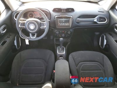 Zdjęcie 8 z 13 samochodu: 2021 JEEP RENEGADE LATITUDE VIN:ZACNJCBB5MPM23091 - miniatura