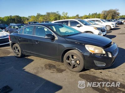 Czwarte zdjęcie samochodu z boku: 2013 VOLVO S60 T5 VIN:YV1612FH1D2170792 - miniatura