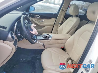 Zdjęcie 7 z 11 samochodu: 2018 MERCEDES BENZ GLC 300 4MATIC VIN:WDC0G4KB4JV048570 - miniatura