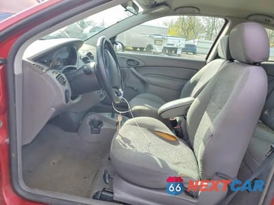 Zdjęcie 7 z 12 samochodu: 2004 FORD FOCUS ZX3 VIN:3FAFP31324R121043 - miniatura